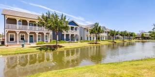 Student Housing - Arlington Townhomes and Cottages Gallery 23