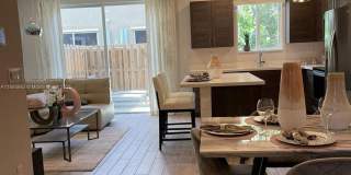 2423 SE 11th St Gallery 1