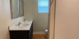 JUST REDUCED! Walk to the Stadium-Olympia! Gallery 17