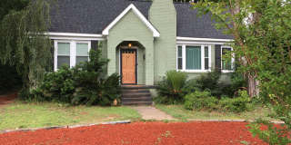 4 Bedrooms and 3 Full Baths House plus garage apartment Gallery 1