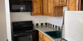 Dupont Circle Charmer 2 Bedroom Top Floor Condo with Fireplace Gallery 6