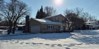 Charming 3 Bedroom Home Gallery 1