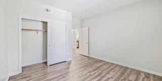 The Kensington Gallery 18