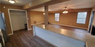 1536 W 40th Street Gallery 5