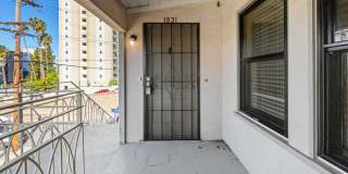 HILLCREST GREAT RENOVATED ONE BEDROOM APARTMENT. Gallery 1