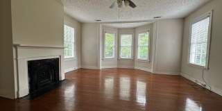 Available September 1st ! Charming 2-Bedroom Apartment in Historic Augusta – Great Location Available September 1st ! Charming 2-Bedroom Apartment in Historic Augusta – Great Location Gallery 1