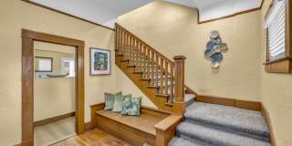 FULLY FURNISHED & BEAUTIFULLY REMODELED CLASSIC HOME NEAR UNR WITH UNBEATABLE I-80 ACCESS Gallery 37