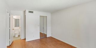 2703 SW Matheson Avenue Gallery 25