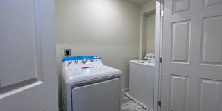 Updated 5BR 3bath house with off street parking! Gallery 23