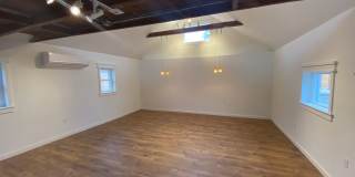 Beautiful 2 bedroom home in Chaffee Park with Huge Studio Gallery 25