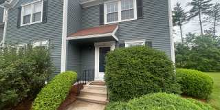 Renovated Townhome in Prime Location Gallery 1