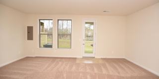 42452 DOGWOOD GLEN Square Gallery 11
