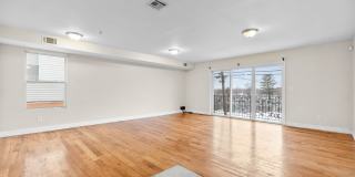 280 S 20th St Gallery 9
