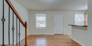 3bed 2bath West End Duplex Gallery 6