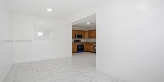 2280 SW 43rd Ave Gallery 12