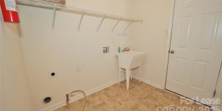 6860 Lakecrest Court Gallery 20
