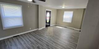 Freshly Updated Interior! 2 Bed 1.5 Bath Home - Alexandria IN Gallery 1