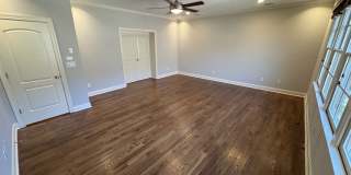 1092 McLynn Avenue NE Gallery 30