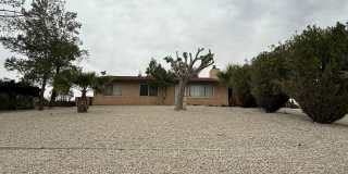 Victorville - 3 Bedrooms, 2 Bathrooms, New Paint, New Blinds, Tile Floors Gallery 1