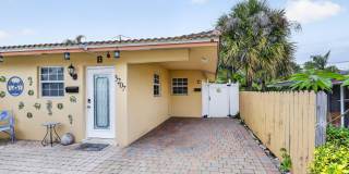 3207 Marine Drive Gallery 2