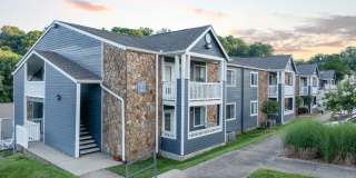 Legacy Hill Apartments Gallery 36