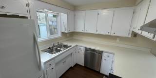 Charming 3 Bed / 2 Bath Ranch on Large Lot – Cul-de-Sac Location – $2,495/mo Gallery 19