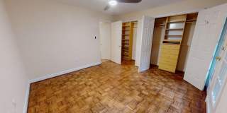Delightful One Bedroom in the Palisades W/Private Patio, Off Street Parking, Updated Kitchen & More! Gallery 9