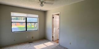 Three-bedroom townhouse in Lake Park Gallery 1