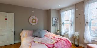 Melrose section 1 bed  very spacious Gallery 9
