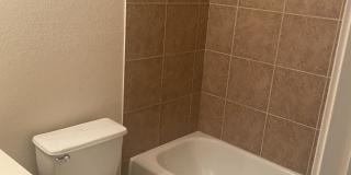 1104 Nicholas Cr. - B Gallery 10