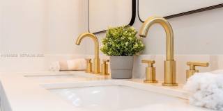 16894 Crestview Ln Gallery 47