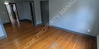 1123-1125 W 40th St. Gallery 6