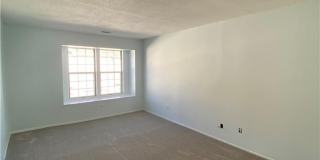 1502 Whispering Hills Gallery 25