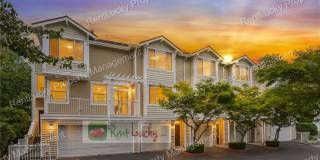 JUST UPDATED! Gorgeous 2-Bedroom Townhome w/2-Car Garage in Cambridge Neighborhood in Bothell! Gallery 1