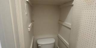 115 Adams Avenue Gallery 47