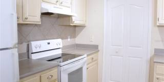 8925 LEGACY COURT Gallery 11