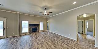 4 Bedroom 2 Bathroom Home in East Edmond with 3 Car Garage - Edmond Schools Gallery 8