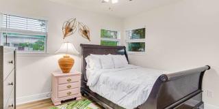 814 W Gonzalez St Gallery 10