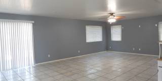 5 bedroom 3 bath Gallery 22