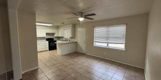 601 Chicago Avenue Gallery 3