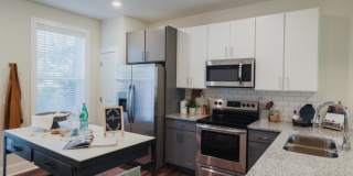 Riverwood Apartments and Townhomes Gallery 4