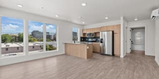 Riverline Gallery 17