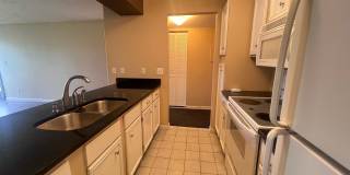 2 Bed 2 Bathroom Condo in Allendale! Gallery 1