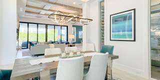 ** YOU WANT LUXURY AT ITS FINEST**ABSOLUTELY STUNNING ENTERTAINMENT 4\5 MOORINGS HOME ** Gallery 38