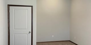 2525 North creek Lane Gallery 14