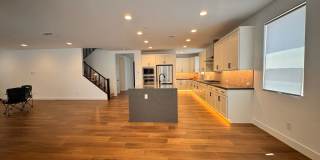 BEAUTIFUL HOME IN ALORAVITA NORTH IN PEORIA Gallery 16