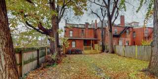 5 Bed/ 2.5 Bath Phenomenal Old Louisville Home Gallery 25