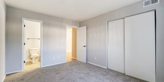 Coventry Court West Apartments Gallery 107