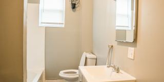 2021 W Baltimore St Apt 3 Gallery 5