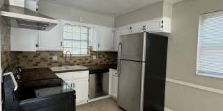 Coming Soon in Independence – Updated 3-Bedroom Duplex with 1-Car Garage Gallery 5